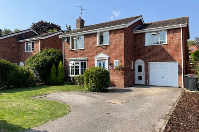 Detached house to rent in St Johns Close, Sleaford