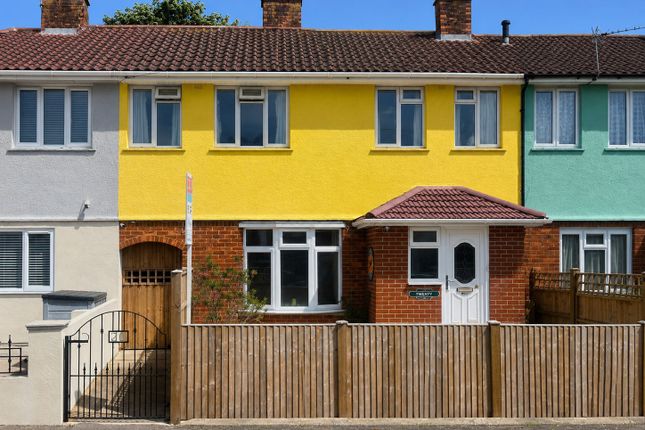 4-bed house on 20, Layton Road, Gosport, £280,000