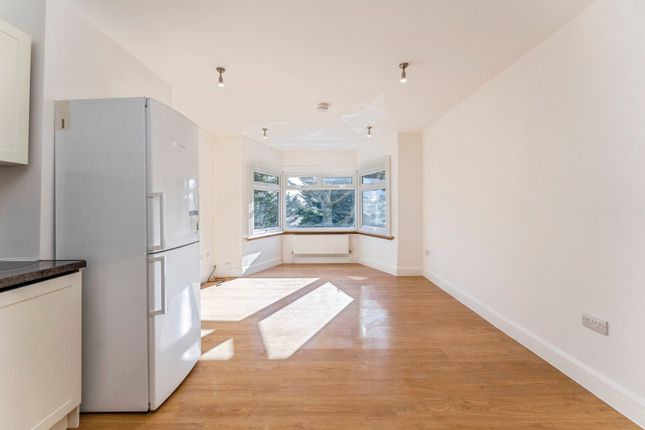 Summers Lane, London photo 2