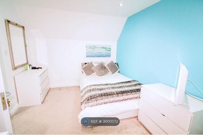 Flat, Binley Road, Coventry photo 2