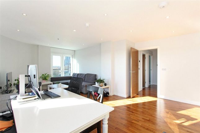 Flat for sale in Sesame Apartments, Battersea, London