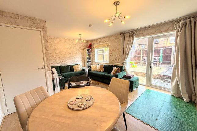7, Berefeld, Hemel Hempstead photo 2