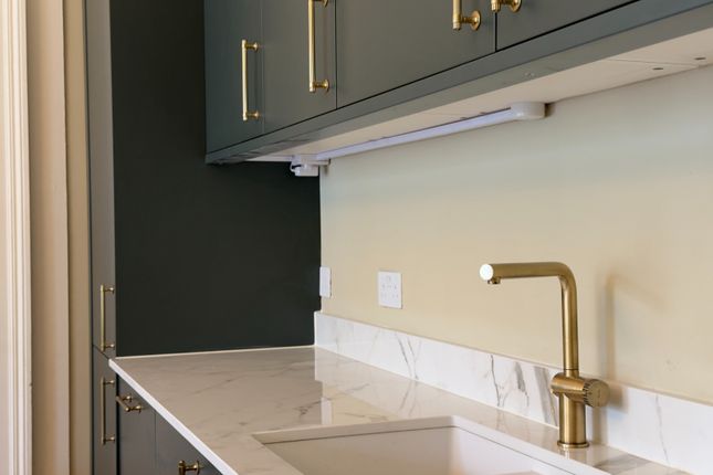Flat 1, 15, Carlton Terrace, Edinburgh photo 4