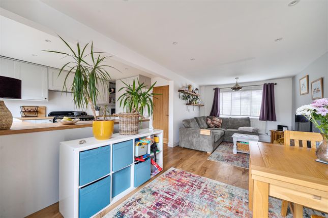 1 Forge Cottage, Forstal Road, Ashford photo 4