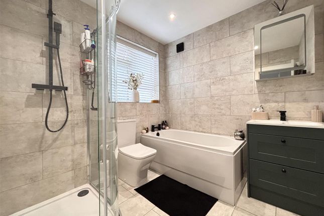 20, Meriton Road, Wilmslow photo 3