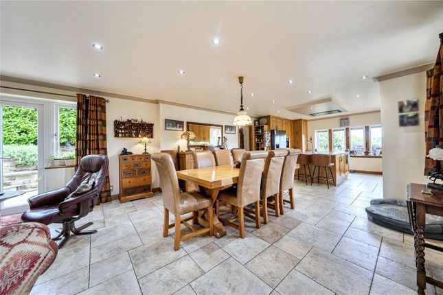 4, Upper Bradshaw, Slaithwaite photo 4