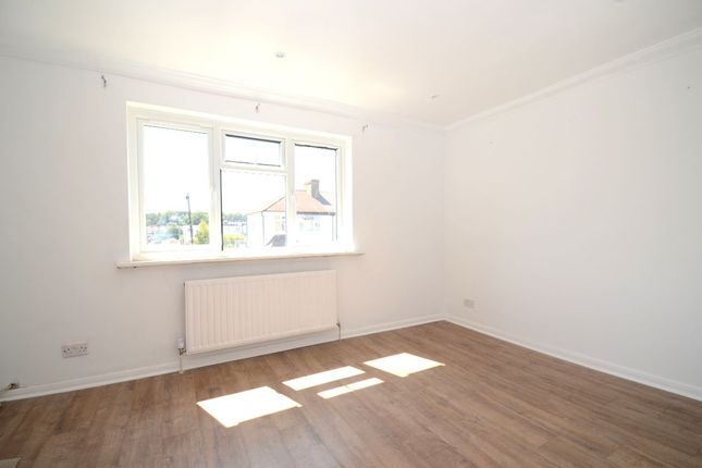 133 Benets Road, Hornchurch photo 5
