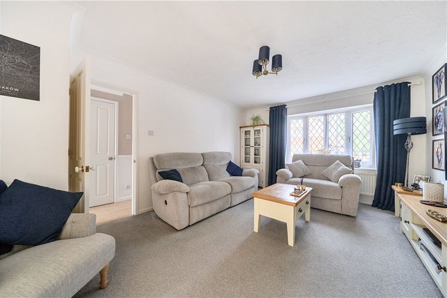 14, Bilberry Drive, Southampton photo 4