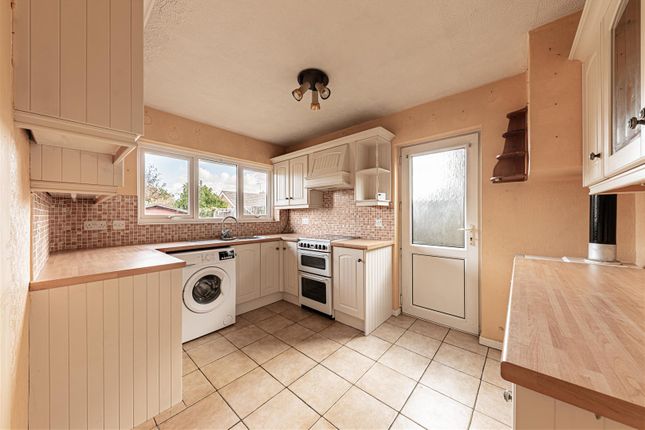 12, South Court Drive, Canterbury photo 4