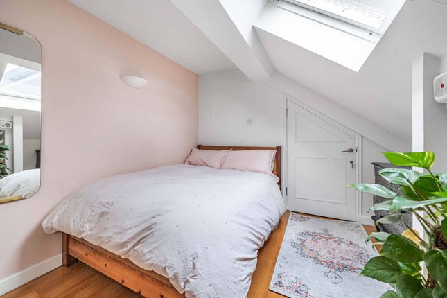 Flat for sale in Swallow Court, Maida Vale, London