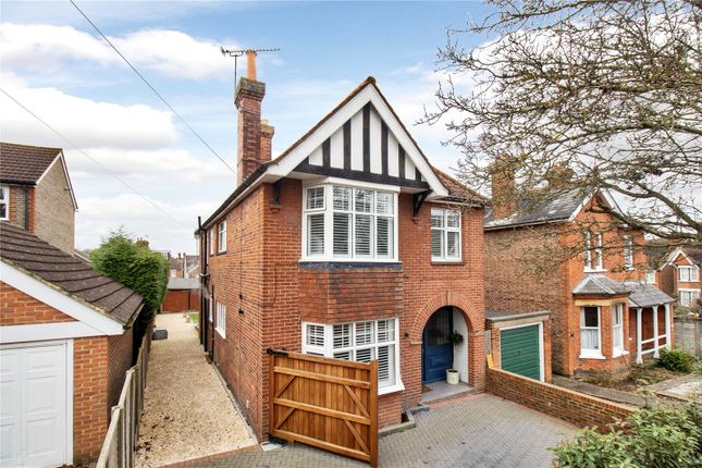Thumbnail Detached house for sale in Woodfield Road, Tonbridge, Kent