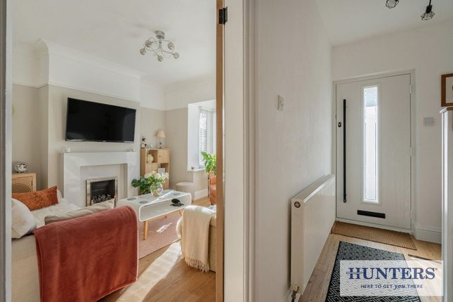 9, Bradford Road, Leeds photo 4