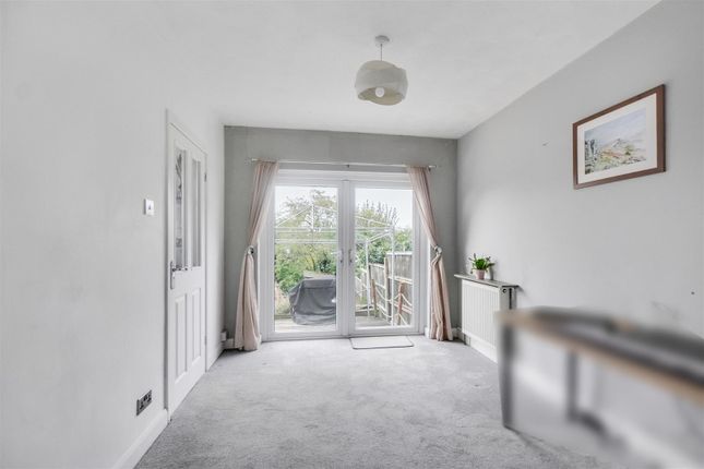 25, Mayfield Drive, Nottingham photo 4