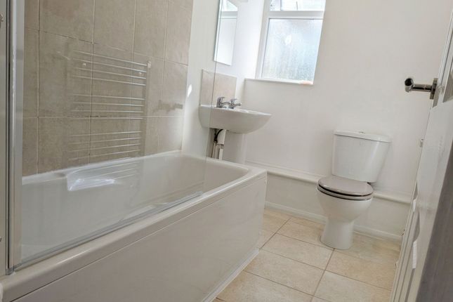 5 Andover Court, Kidlington photo 4