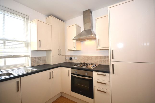 Flat 2, 152, High Street, West Yorkshire photo 4