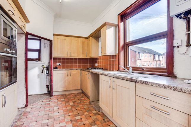 30, Peel Street, Wakefield photo 2