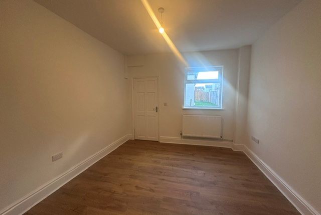 51, Kidderminster photo 5
