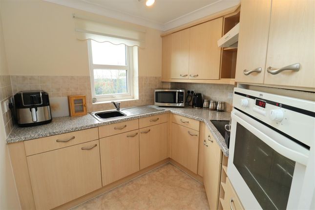 55, Ingle Court, York photo 3