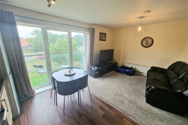 16, Cleves Court, Pitsea photo 2