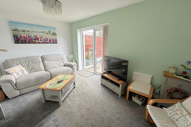 58, Marley Road, Kingswinford photo 2