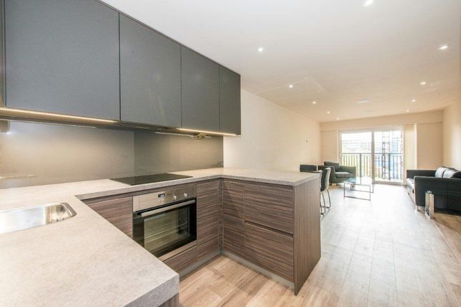 Flat for sale in Fairbank Apartments, London