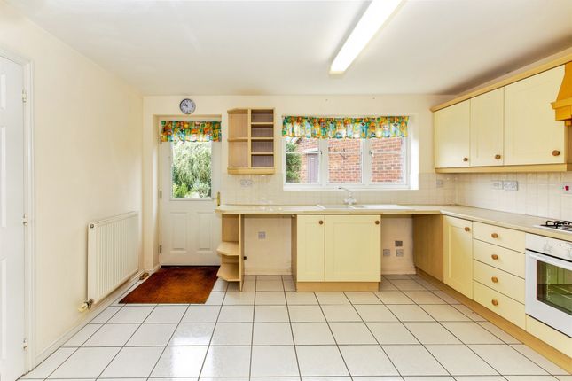 36, Woodfield Lane, Cambridge photo 2