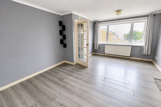 132, Stratford, East Kilbride photo 2