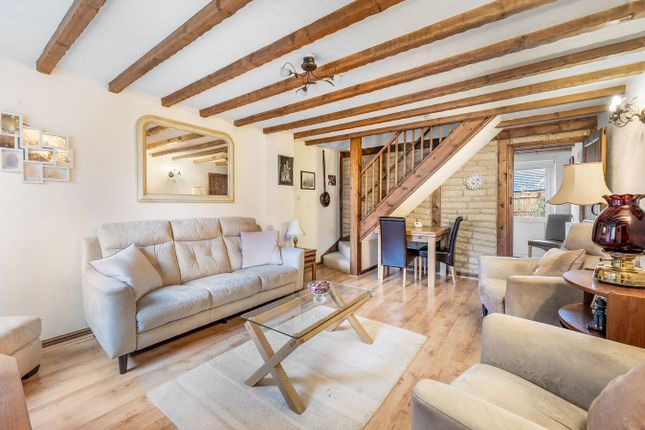 5, Freame Close, Chalford photo 3