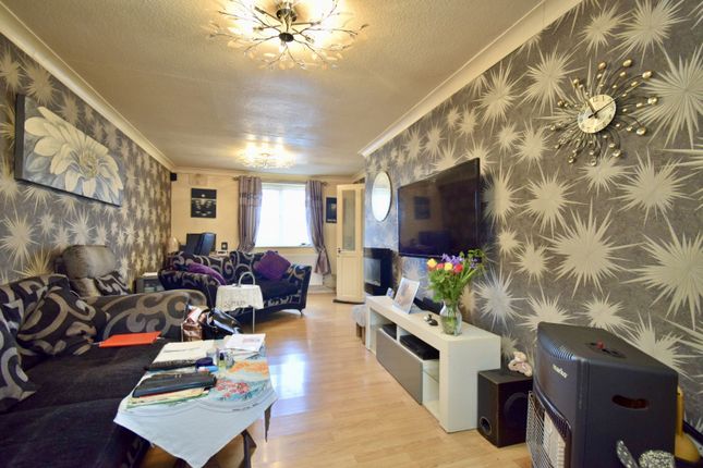 End terrace house for sale in Moorfields, Netherhall, Leicester