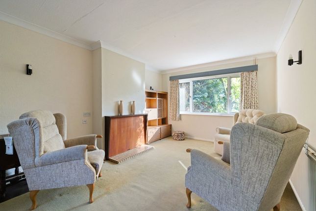 30, Peperham Road, Surrey photo 4