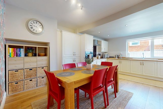 27 Marsden Road, South Shields, Tyne and Wear photo 5