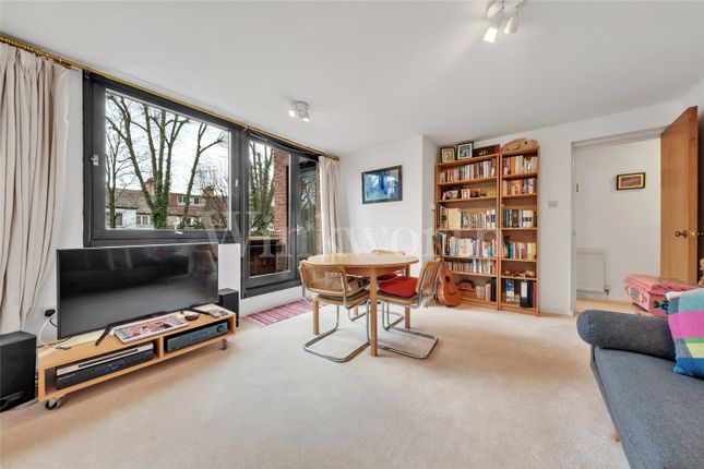 Thumbnail Flat for sale in Britten Close, London