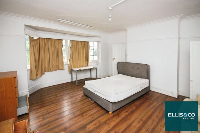 811, Finchley Road, Golders Green photo 4
