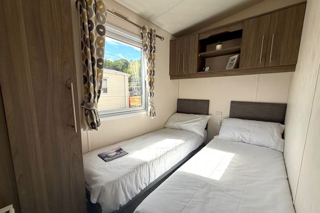9, Wood Farm Country & Leisure Park, Bridport photo 4