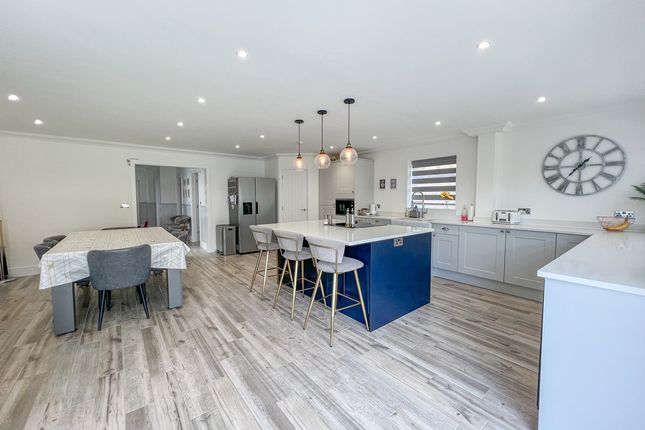 12A, Hamilton Gardens, Hockley photo 4