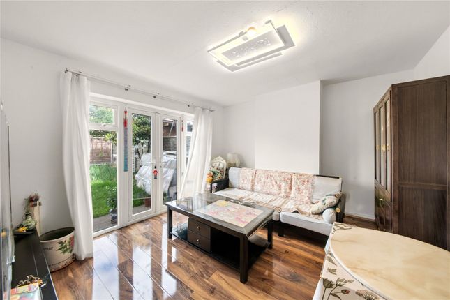 261, West End Road, Ruislip photo 2