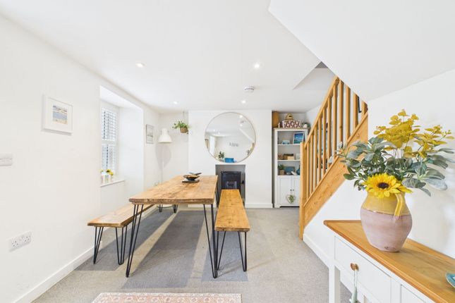 71 High Street, Delabole photo 4