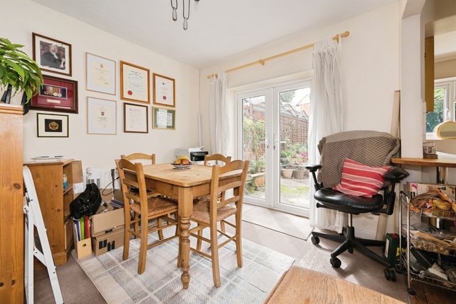 11, Northfield Road, Southampton photo 4