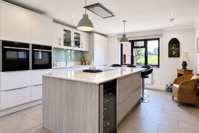 Springhaven, Gascoigne Lane, Alresford photo 4