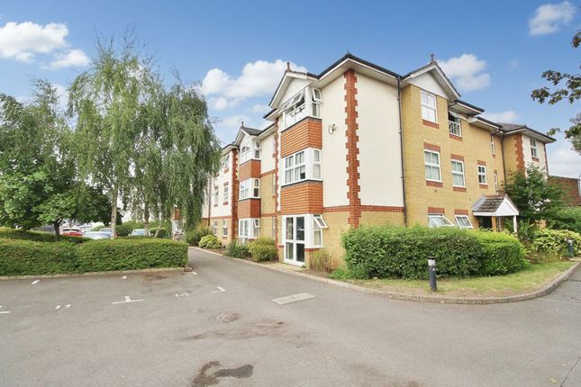 Flat 12, Poynder Lodge London Road, Isleworth photo 4