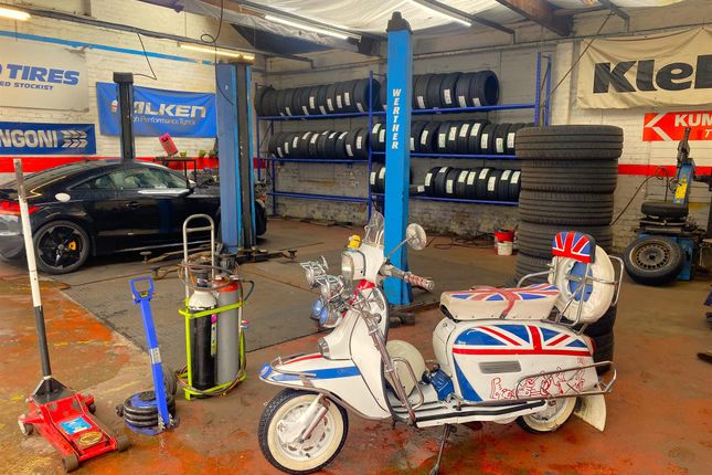 Parking/garage for sale in Vehicle Repairs &amp; Mot HD9, Meltham, West Yorkshire