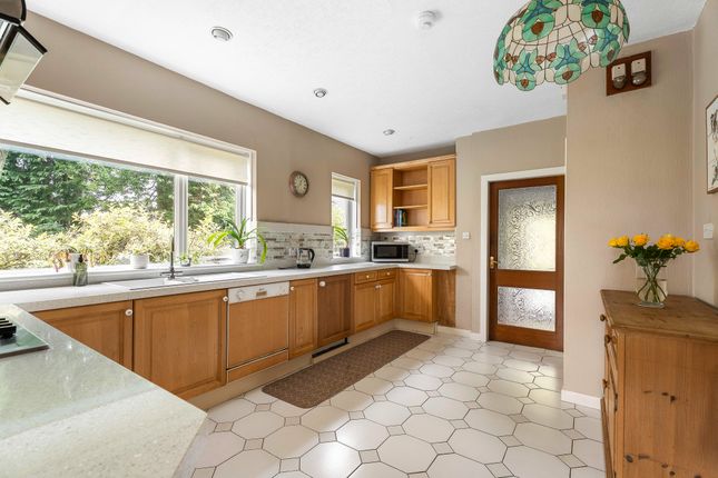 30, Ochlochy Park, Dunblane, Stirlingshire, FK15 photo 3