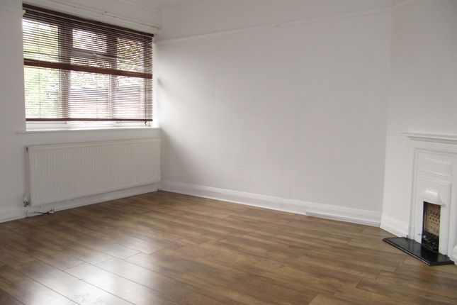7a, Thornbridge Road, Iver Heath, Buckinghamshire photo 2