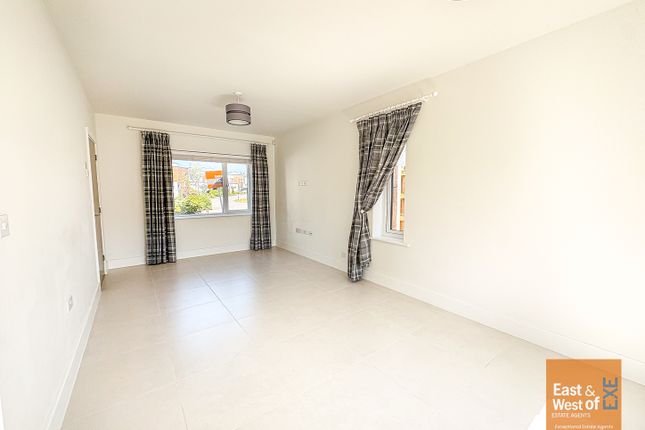 18, Regency Drive, Exeter photo 4