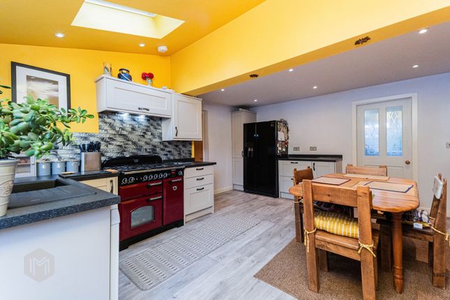 8 Heswall Drive, Bury photo 4