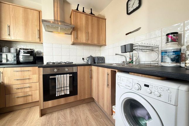 24A, Darby Drive, Waltham Abbey photo 2