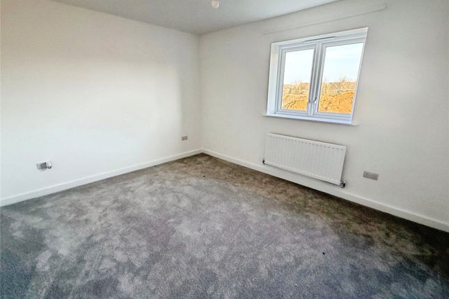 32, Hurdle Crescent, South Yorkshire photo 4