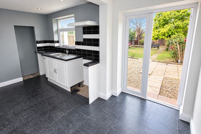 16 Park Square East, Clacton on Sea photo 4