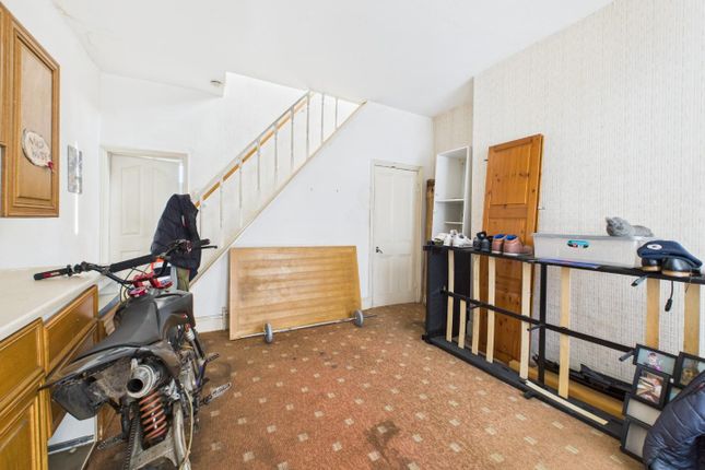 18, Britannia Street, Bingley photo 4
