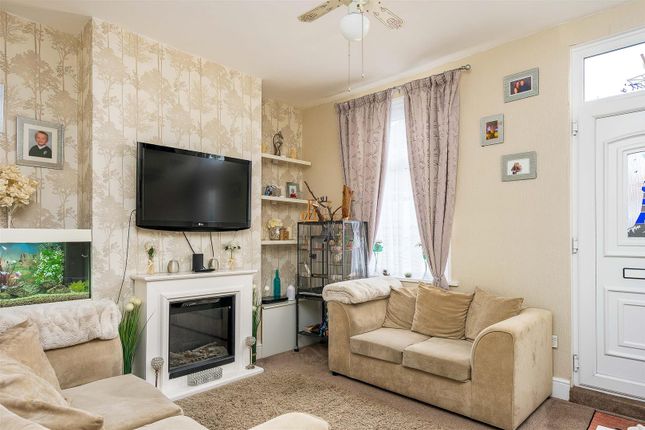 Terraced house for sale in King Street, Withernsea